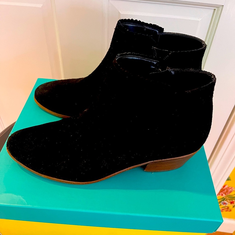 Jack Rogers Bailee Black Suede Ankle Boots with scalloped trim